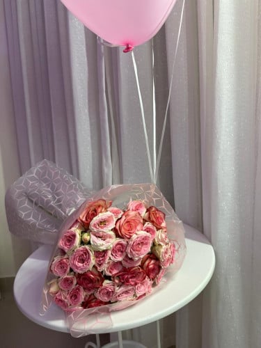 باقة بيبي روز وجوري