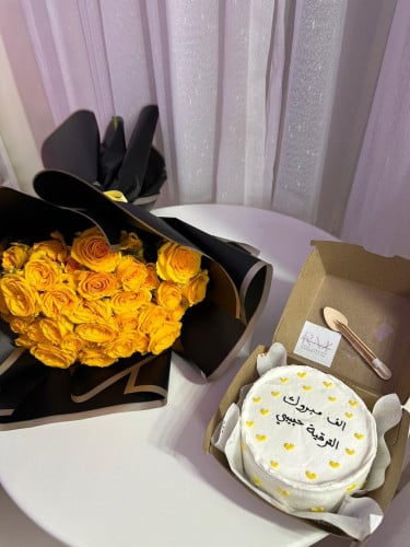 باقة ورد + كيك كوري