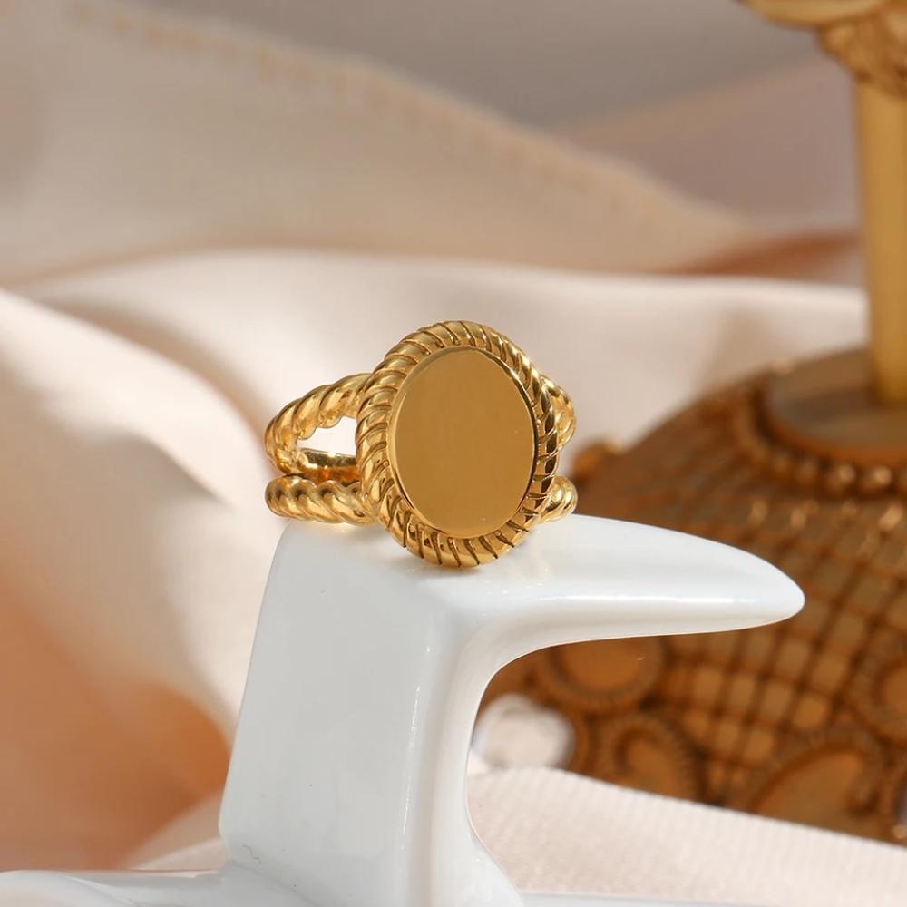 Hajer rings