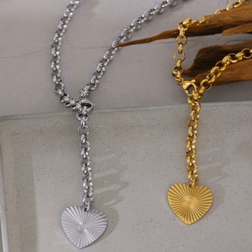 Stainless steel necklace