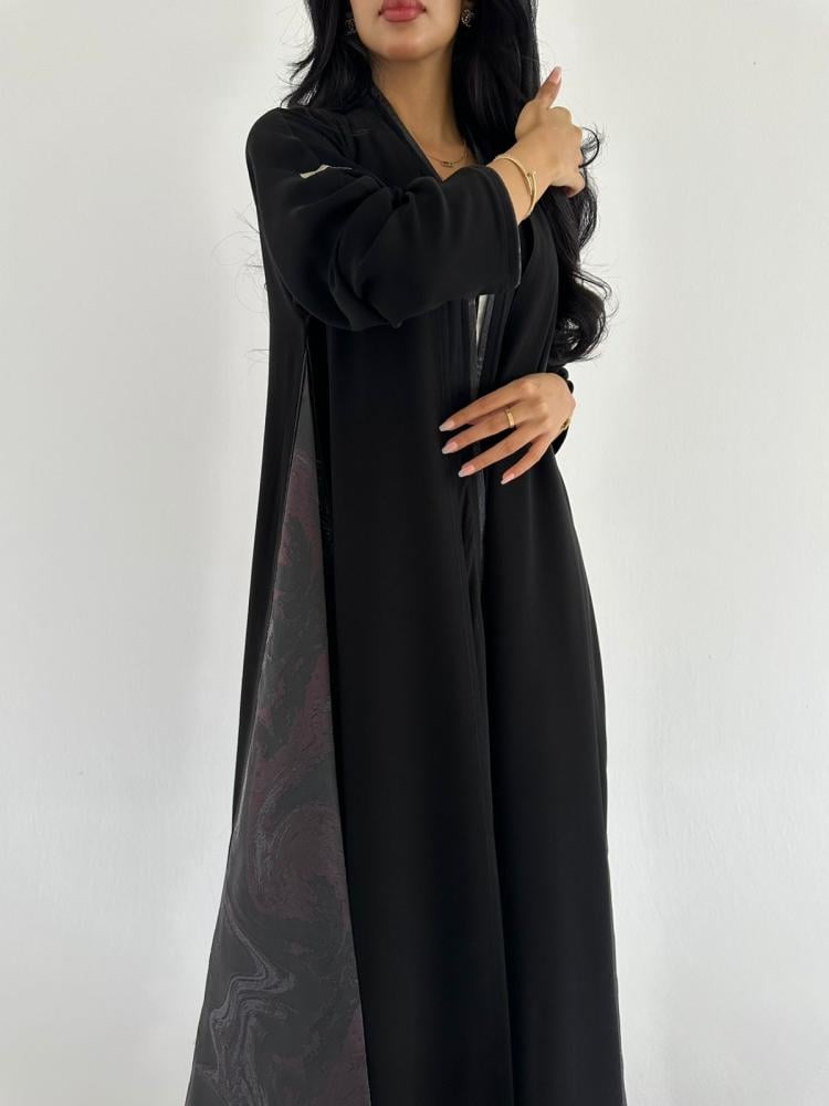 كريب ملكي مع تفته عنابي في الجوانب كلوش