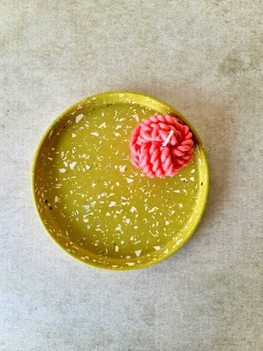 قالب سيليكون جاهز صينية  دائرية بحافة صغير  مقاس (18.5*3.2 سم)