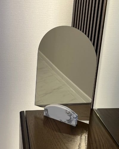مرآة مقوسة فقط بدون إطار (28.22.2)