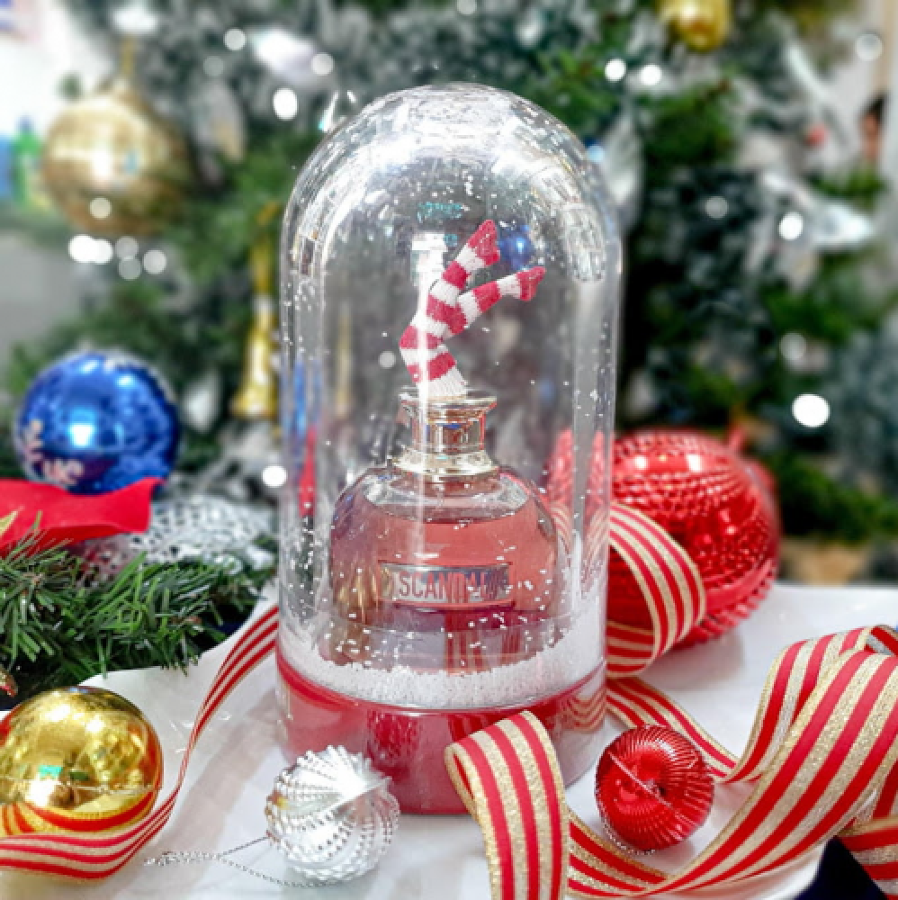 Snow globe jean online paul gaultier