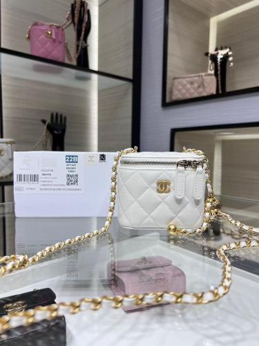 Mini Pocket Chanel