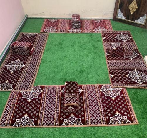 جلسة ارضية 4 مدة مع 4 مركى   ملكي