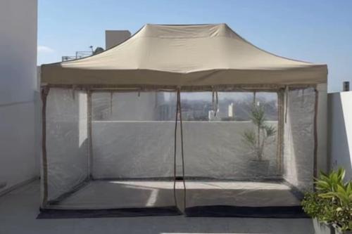 خيمة ٣*٣ مقاومة للمطر شفافة