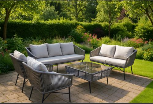 جلسة خارجية رمادي