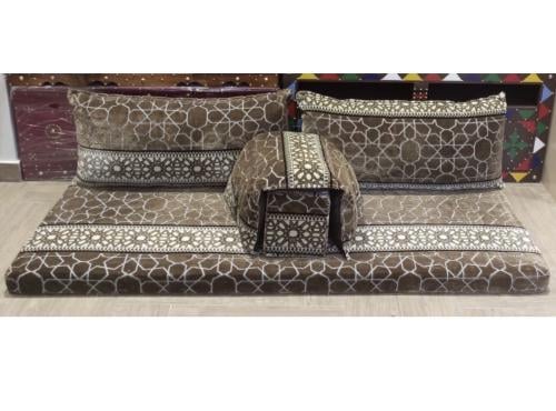 طقم جلسة أرضية