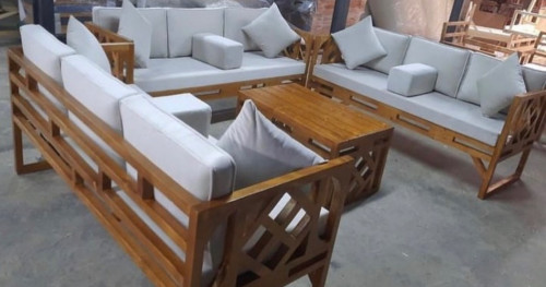 طقم جلسة خشب لسبع أشخاص (تصميم اسلامي)