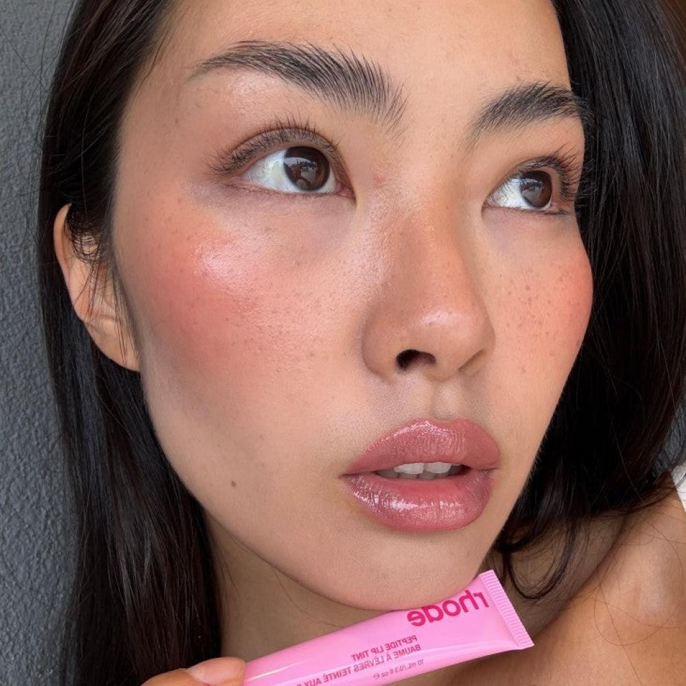 Peptide Lip Tint - Jelly Bean | Laylam.ae rhode PEPTIDE LIP TINT