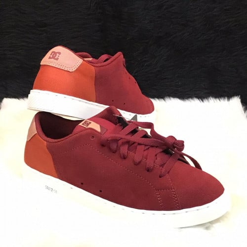 شوز ماركة Reprieve DC