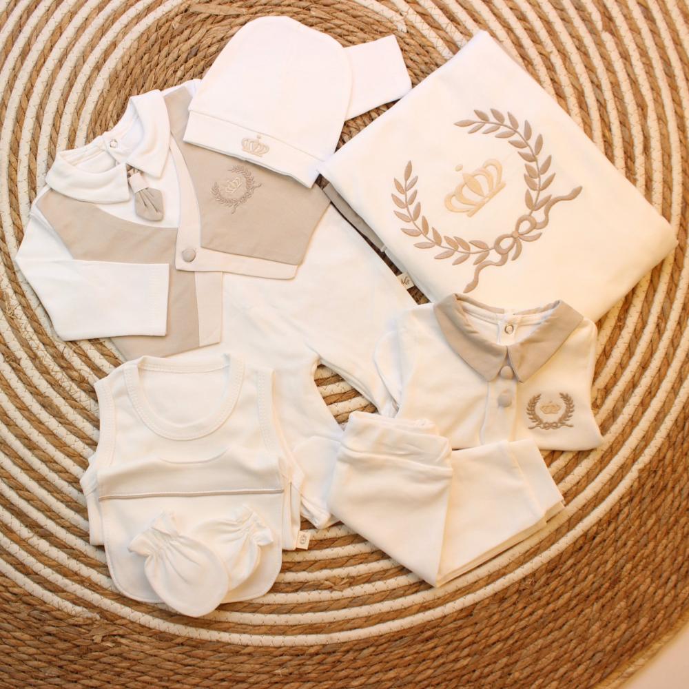 طقم مواليد ولادي مطرز بالاسم 8 قطع تصميم التاج الملكي