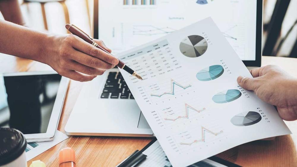 الفرق بين Business Case و Feasibility Study: متى نستخدم كل منهما؟