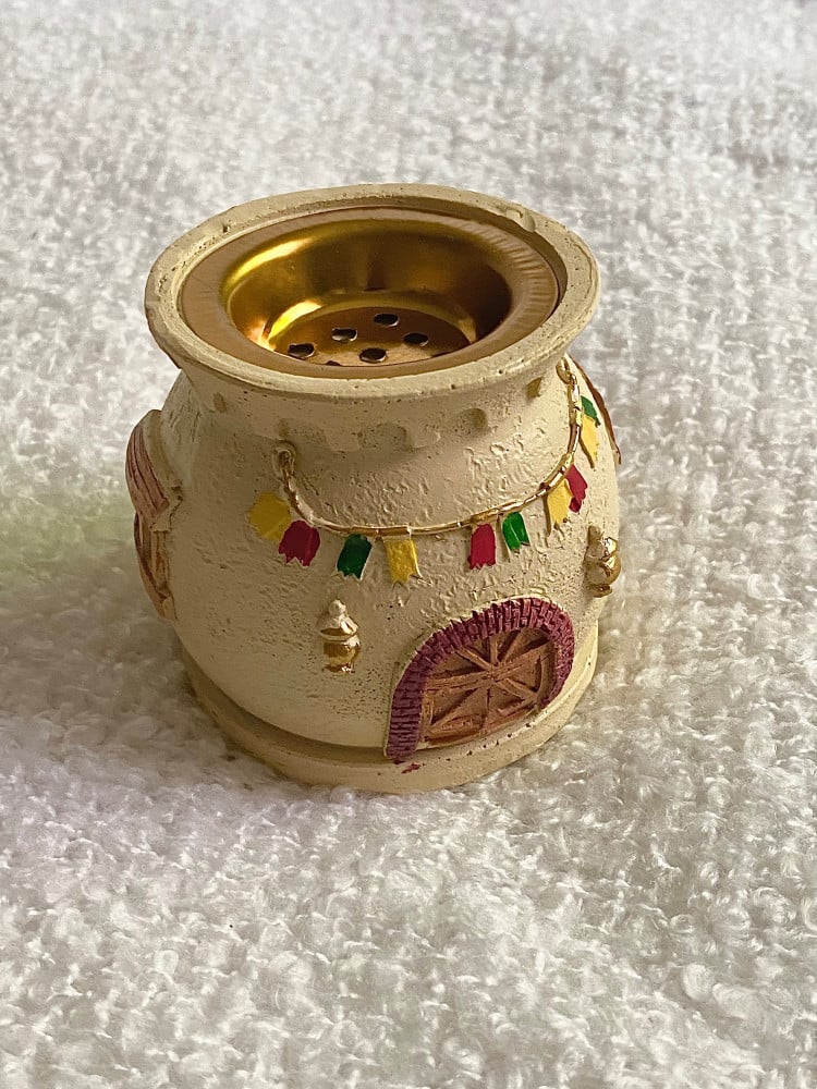 مبخرة تراثية صغيرة