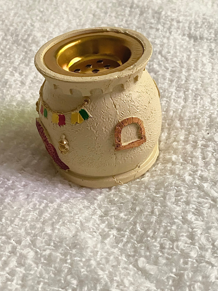 مبخرة تراثية صغيرة