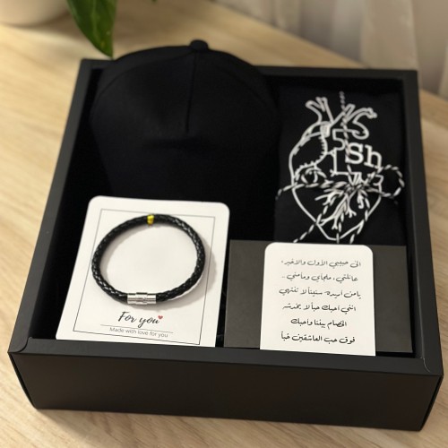 بوكس رجالي - تيشيرت - كاب - اسوارة