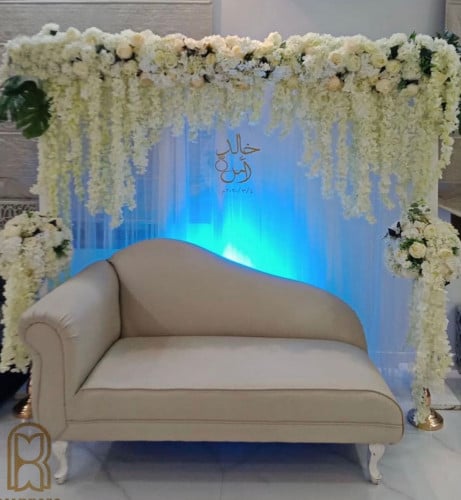 كوشة مع ورد 5(ايجار )