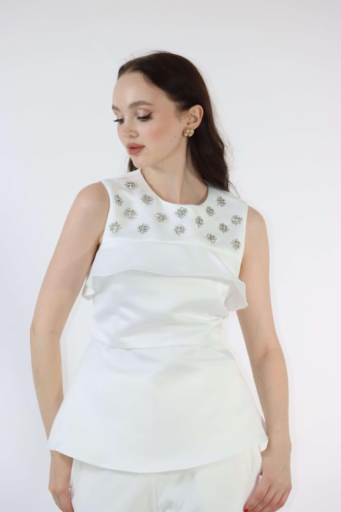 Elegant white sleeveless top