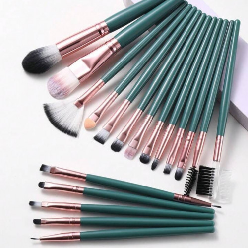 مجموعة من 18  قطعة فرشاة مكياج