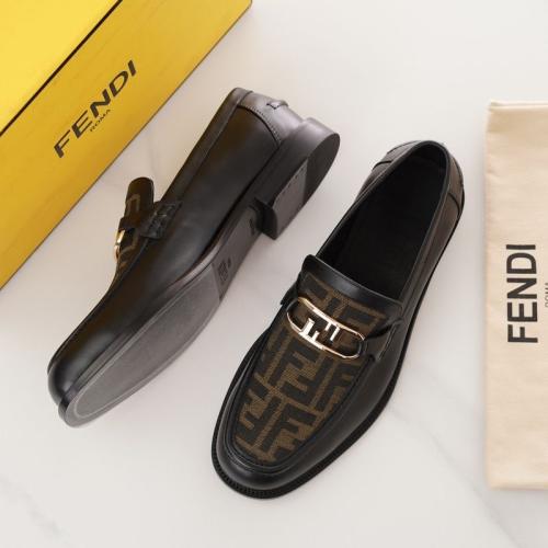 حذاء رياضي Fendi Tag
