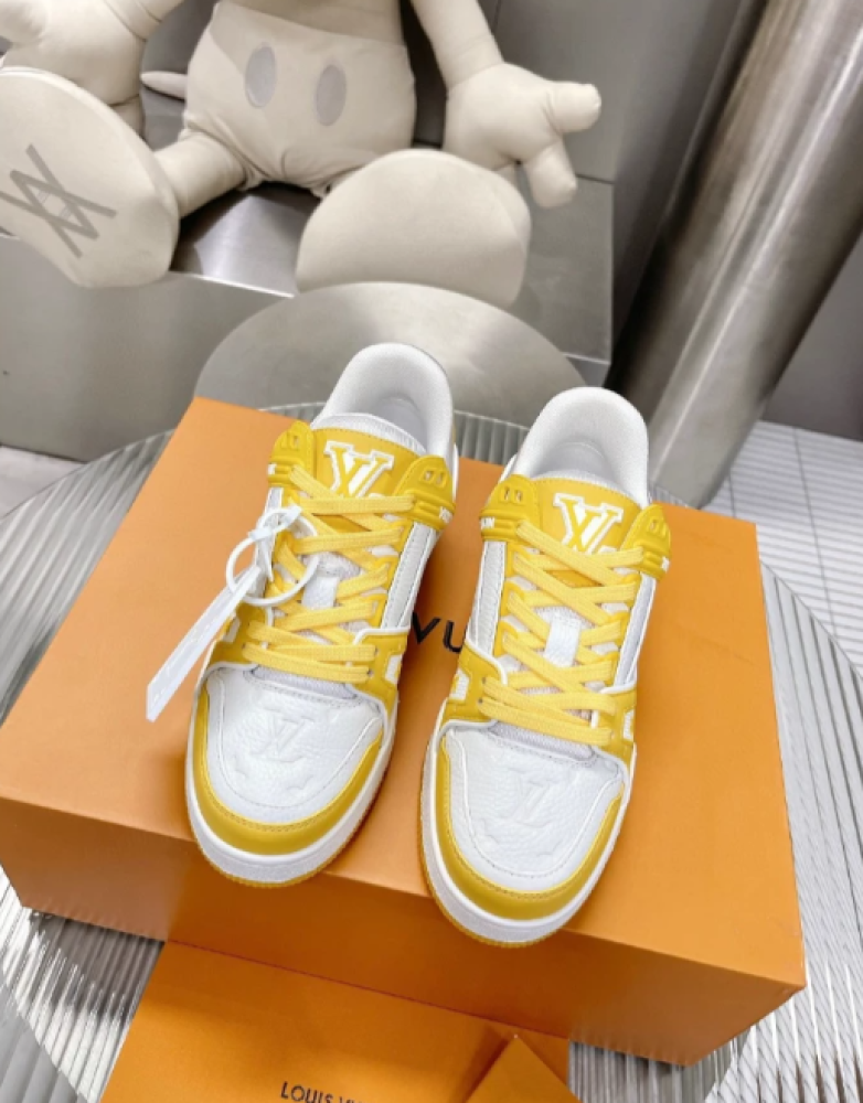 Louis vuitton white and gold sneakers online