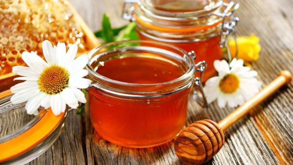 كم ملعقة عسل مسموح بها في اليوم؟
