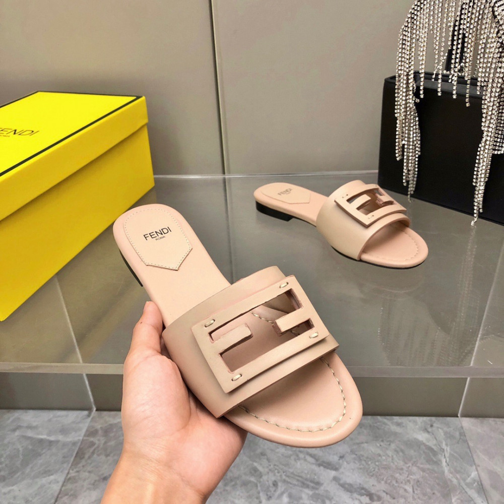 Fendi Real Leather Slippers in Adabraka - Shoes, Kels Collection |  Tonaton.com