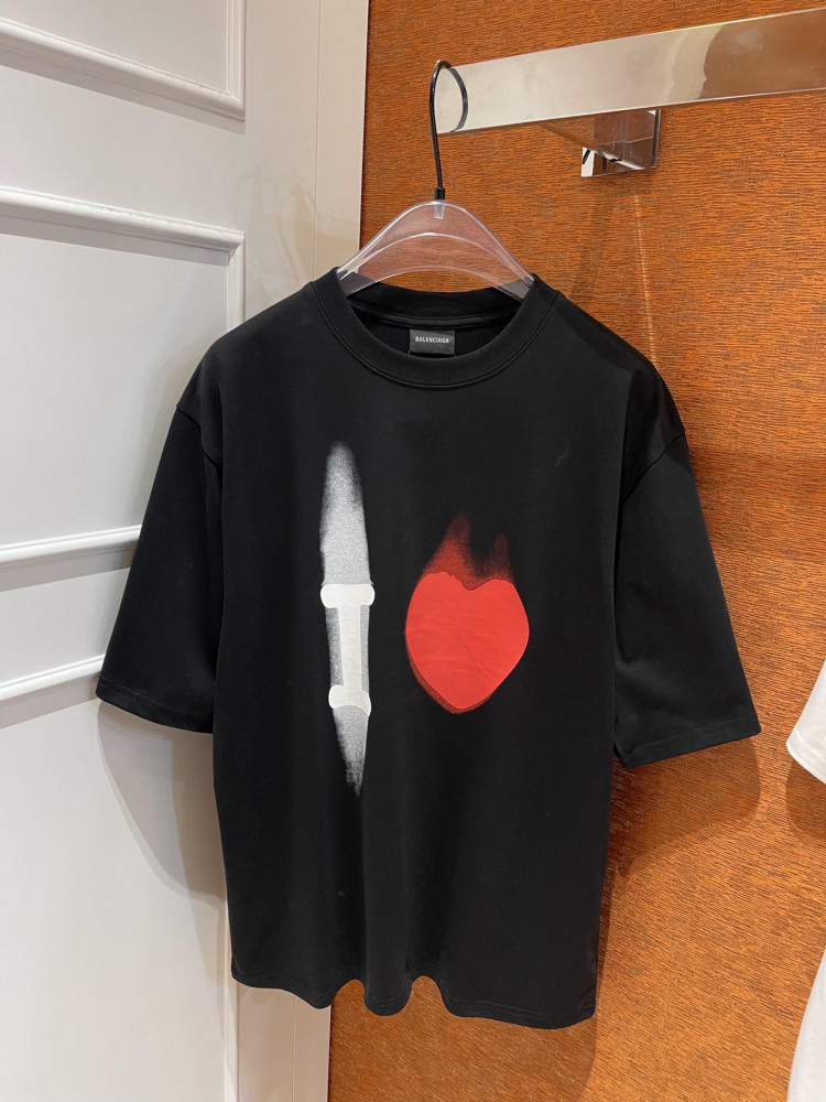balenciaga heart t shirt