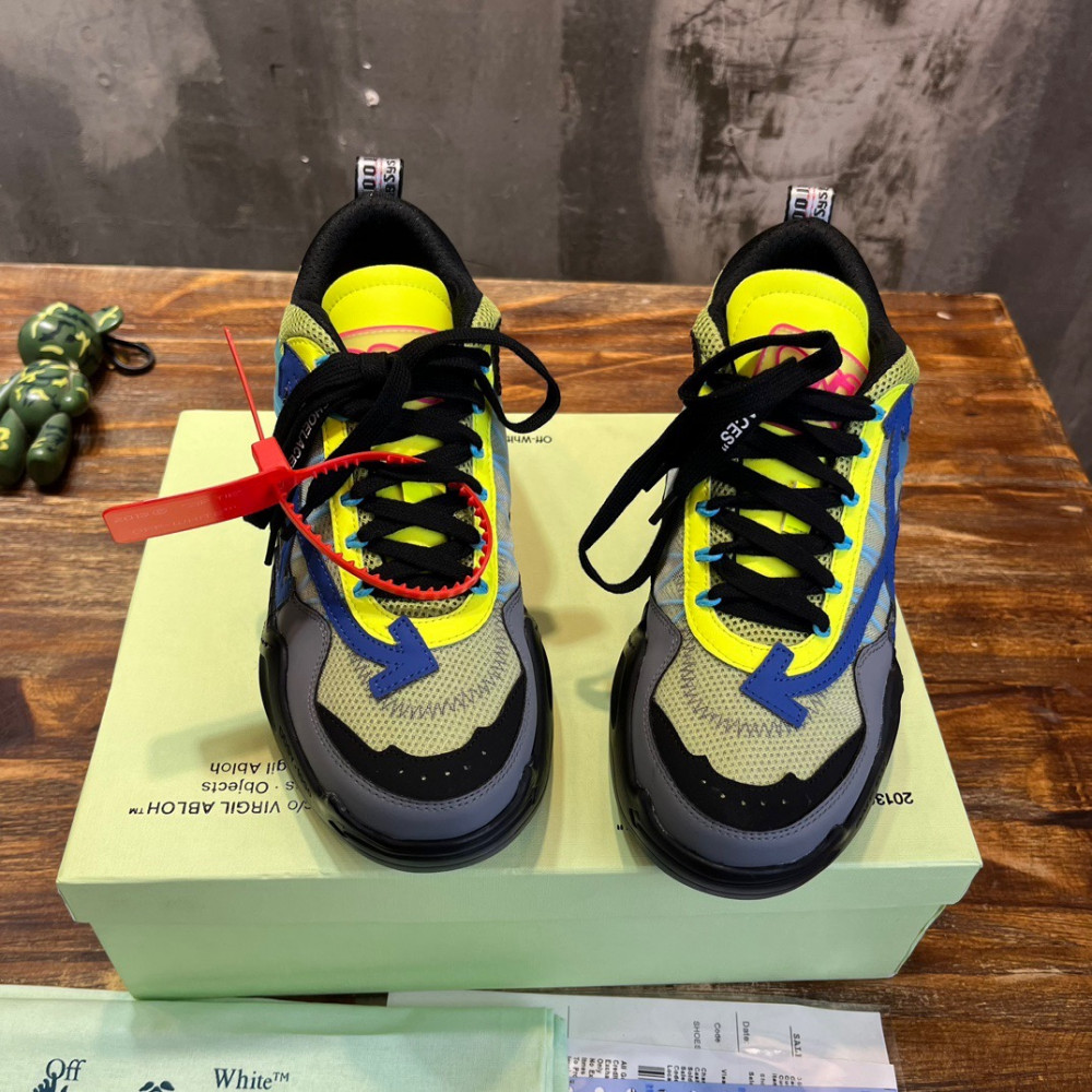 Off-White Mens Odsy 1000 White Sneakers, Size 11US (44 EUR