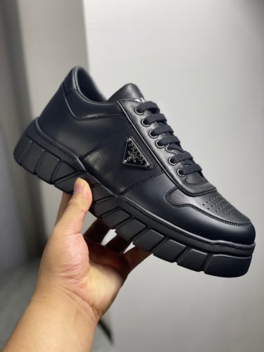 PRADA ロコ エンホス シッフアッフ ミティアム トトハック GnMZ0NvEOnBINPSjvuaCwQsNJ5afEl