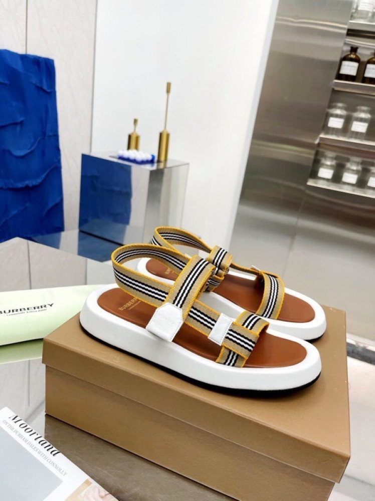 Burberry icon stripe discount sandals