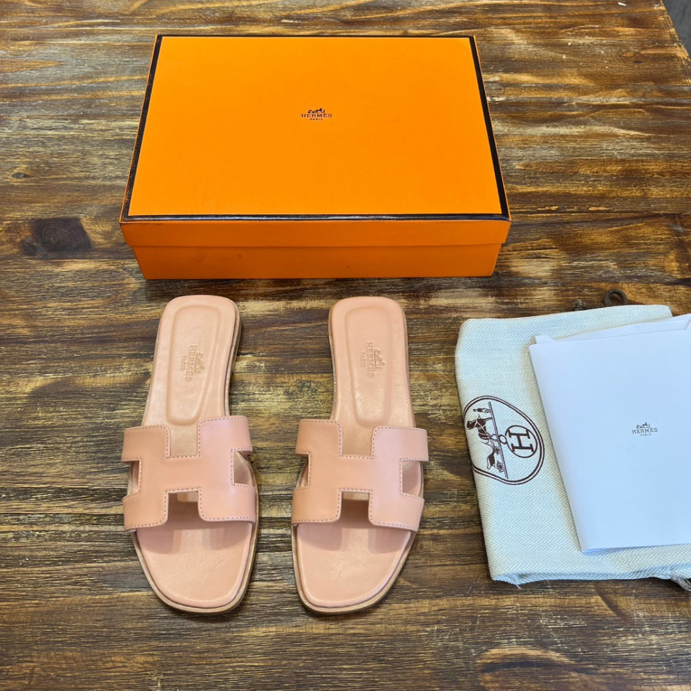 Hermes oran sandal