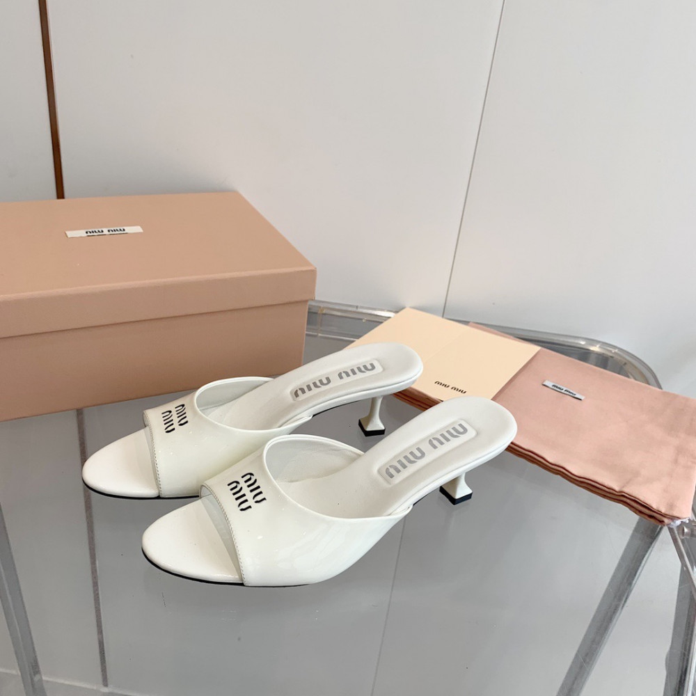 Miu Miu Patnet leather Sandals
