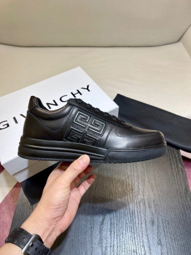 Givenchy G4 Sneakers Twenty Nine