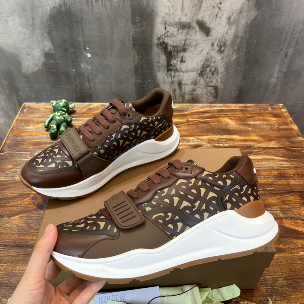 ‏BURBERRY Vintage