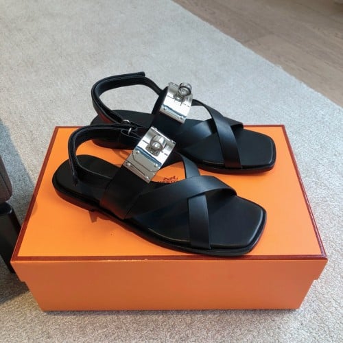 優雅に歩む HERMES Sandales Ines サンダル Hermes Ines Sandal - Twenty Nine