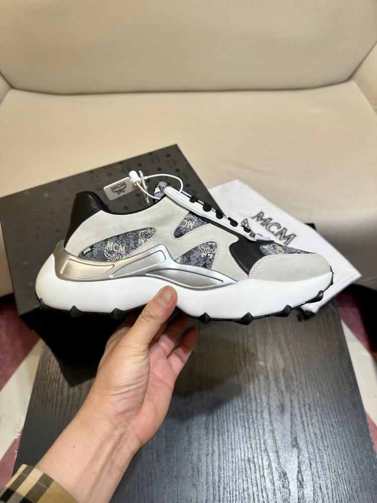 ＭＣＭ MCM Terrain Lo sneakers for Men - White in UAE | Level Shoes