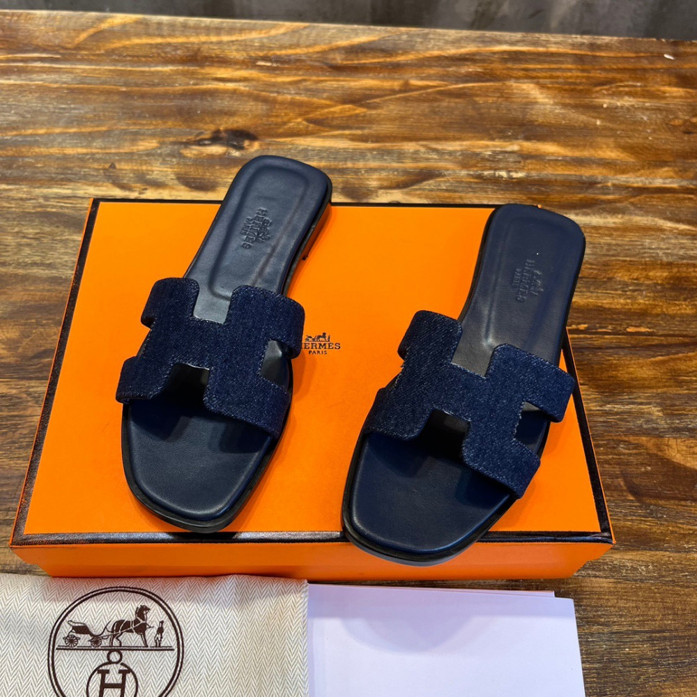 Hermes oran sandal
