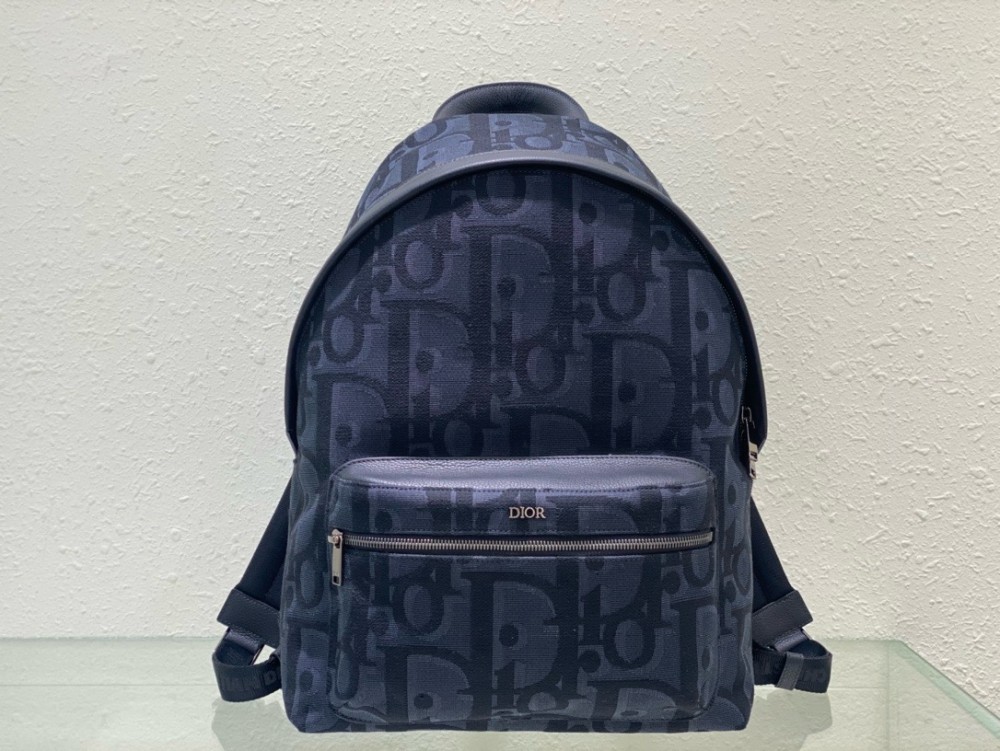DIOR Rider ライダー　バックパック Rider 2.0 Zipped Backpack Black Dior Gravity Leather and