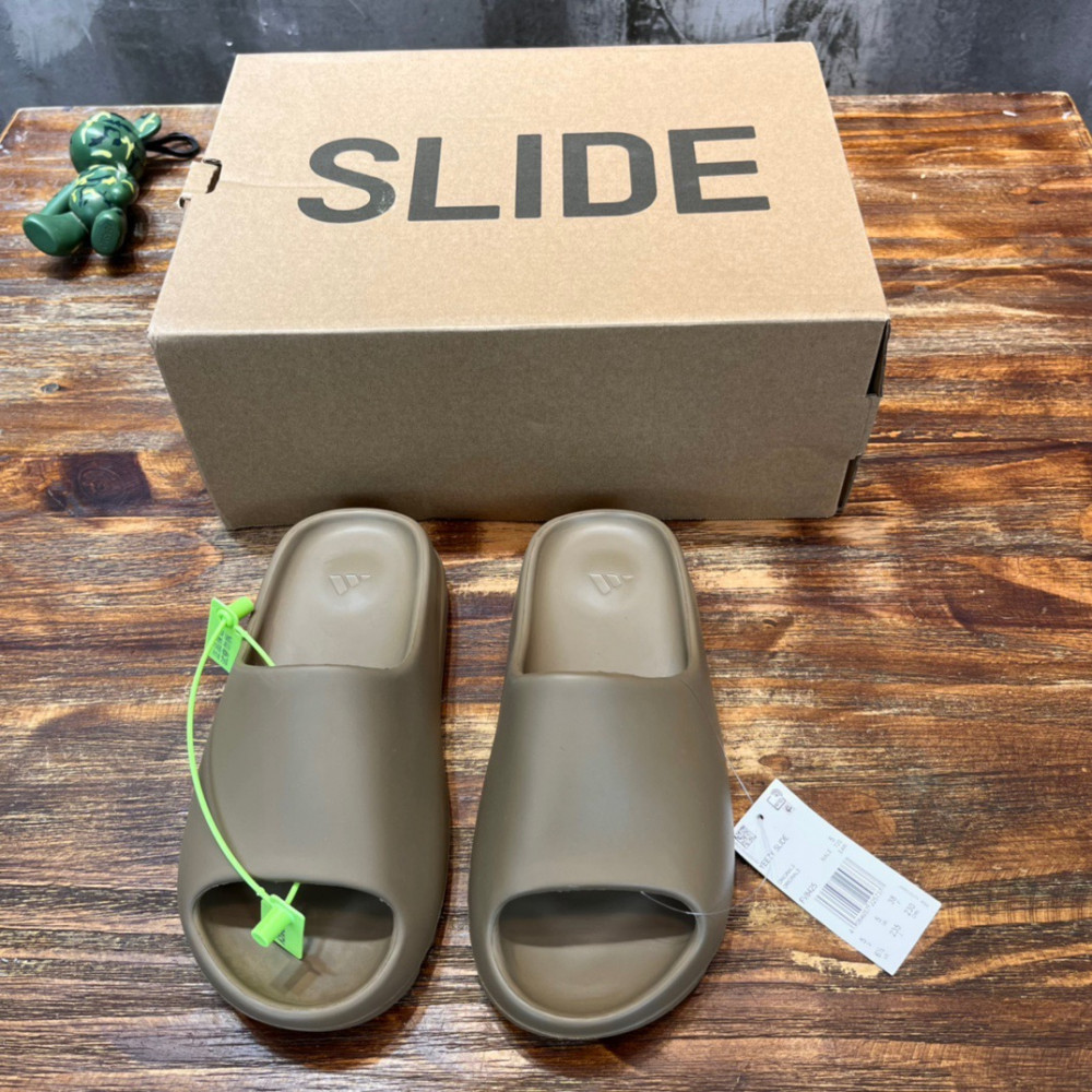 Kanye west x sales adidas yeezy slide