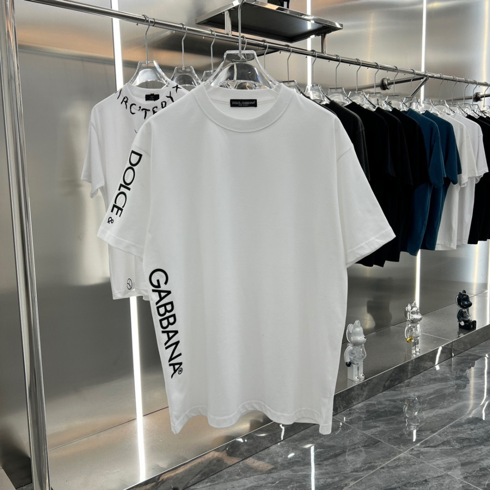 Dolce gabbana t shirt on sale outlet