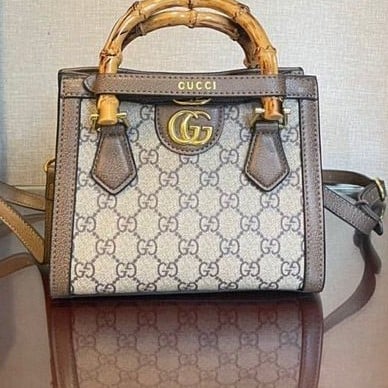 شنطة نسائية حجم 20cm
