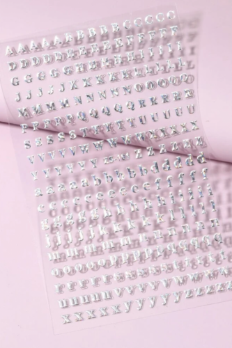 أحرف أنجليزيه لاصقه فضي