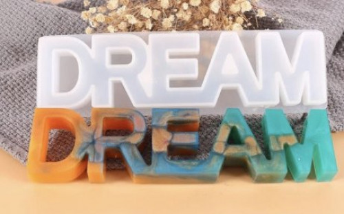 قالب سيليكون عباره ( 21.5  *  6.2  سم )