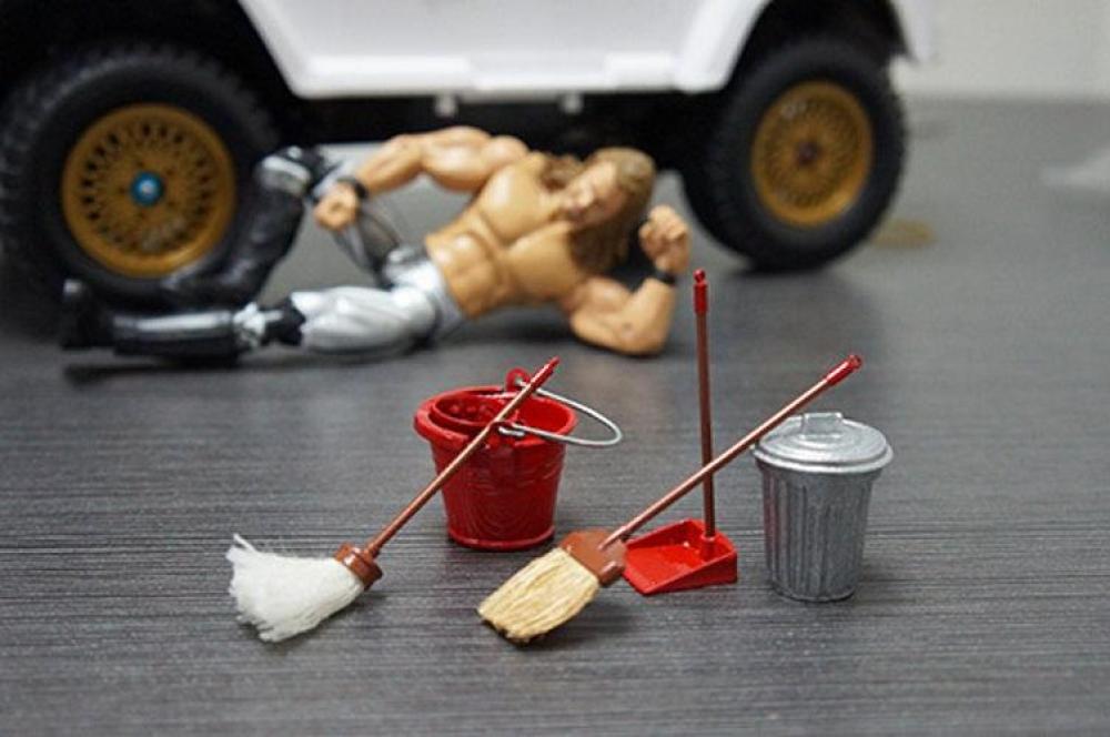 YEAH RA 1/10 RC CRAWLER GARAGE ACCESSORY COMBO W/ BROOM, DUSTPAN, MOP, WATER BUCKET, METAL TRASH BIN (YA-0366)