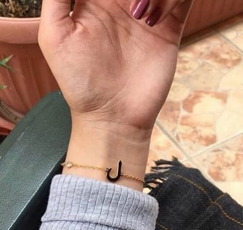 اسورة الحرف الانيقة