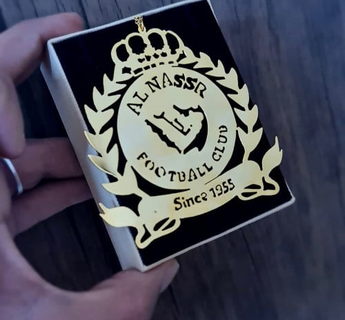 تعليقة سيارة نادي النصر