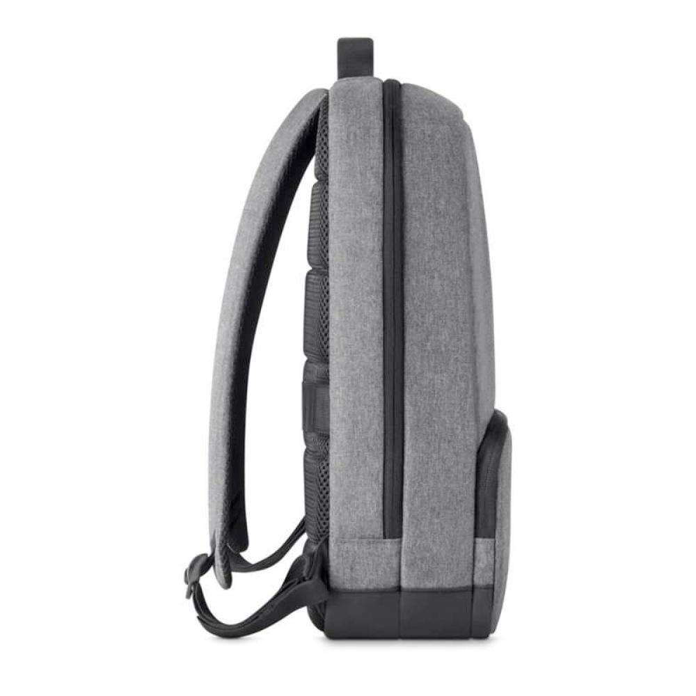 Classic Pro Backpack من شركة Belkin