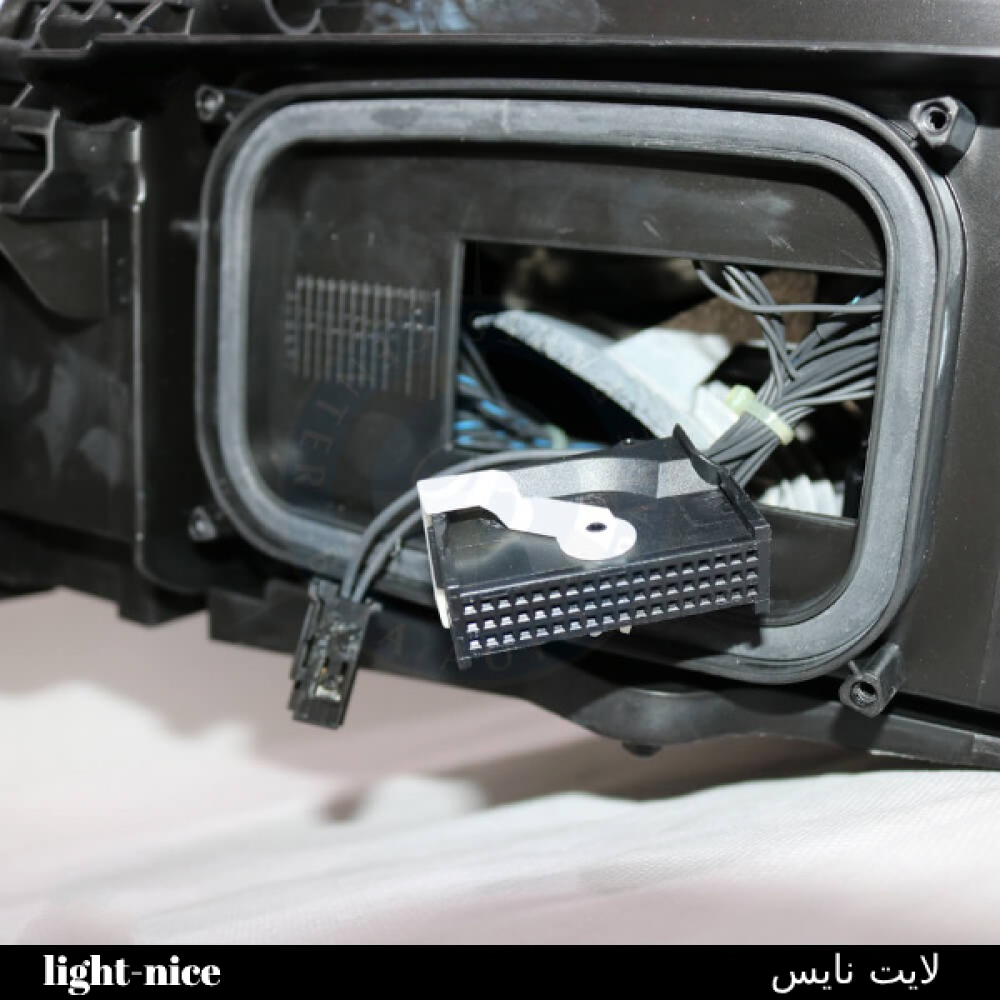 كشافات امامية رؤية ليلية لسيارة مرسيدس S-Class W222 (2018-up) تتوفر بالطلب المسبق خلال 10 أيام